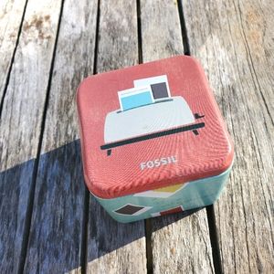 Fossil Tin